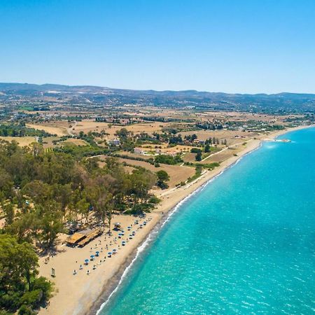 Sun Beach Villa Thio Polis Exteriör bild
